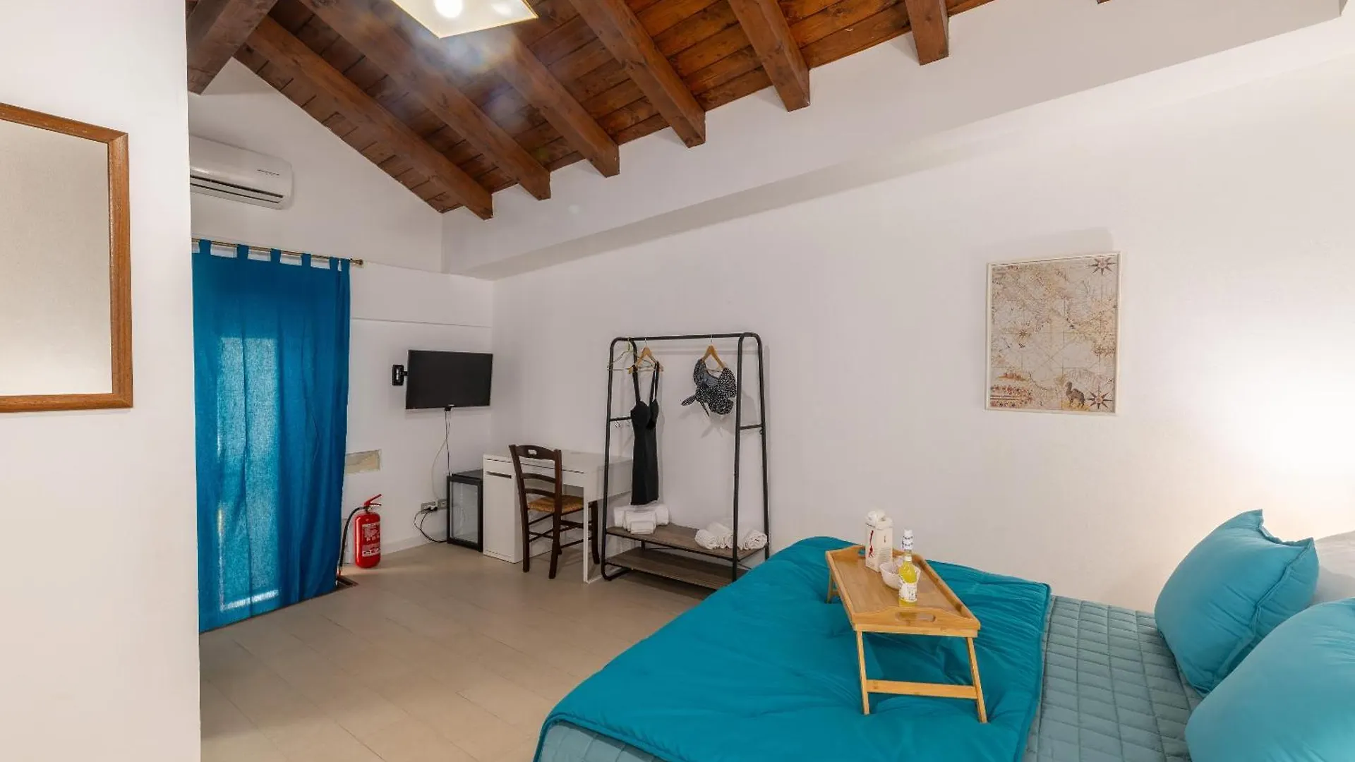 *** Guest house Elsa D'Ortigia - I Tre Archi Hotel Syracuse Italy
